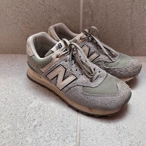 New Balance 574 Olive and Gray sneakers with suede trim
